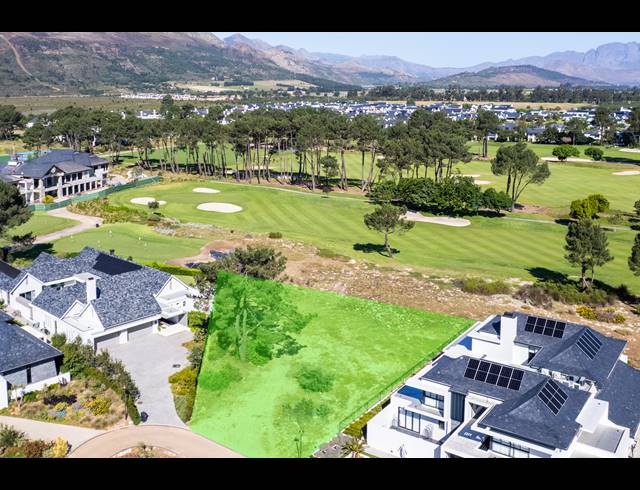 1,386M² VACANT LAND FOR SALE IN PEARL VALLEY GOLF & COUNTRY ESTATE